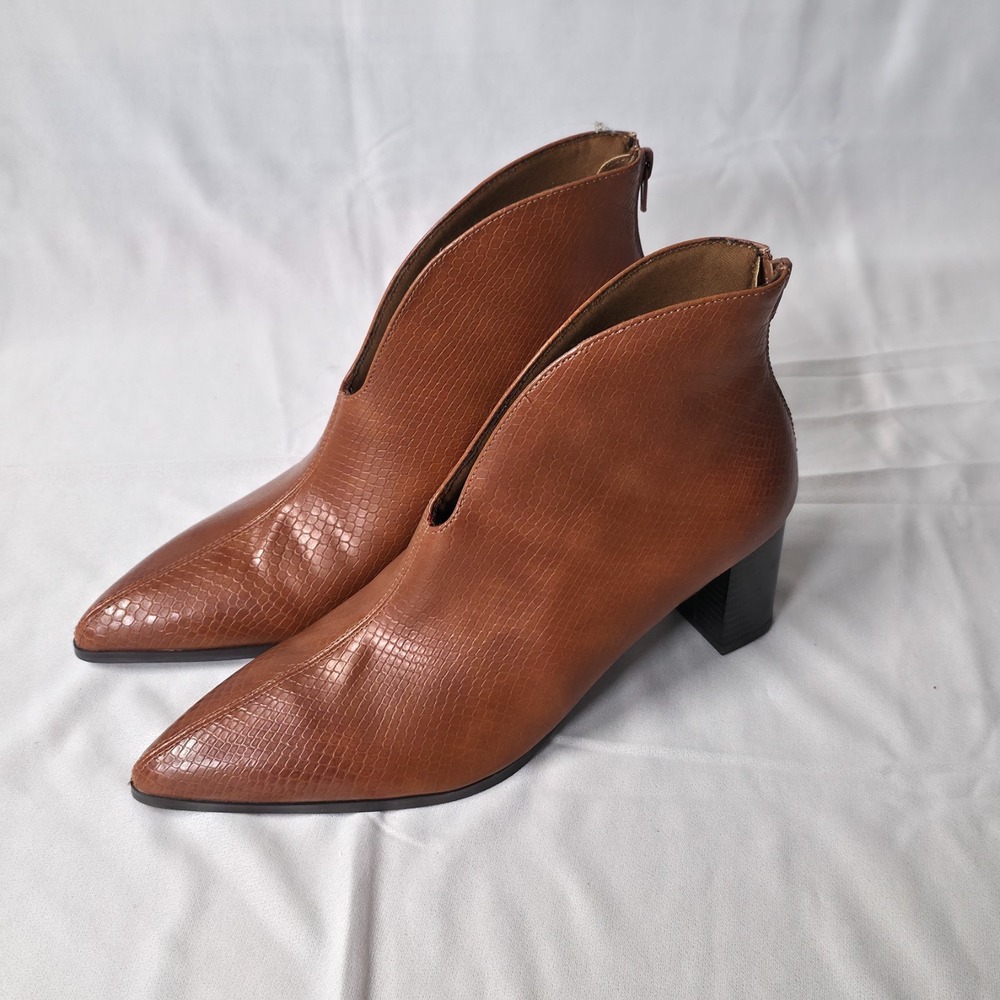 Ashro Women's Tyrina Faux Leather Dress Booties 2.5 Block Heels Size 8.5M